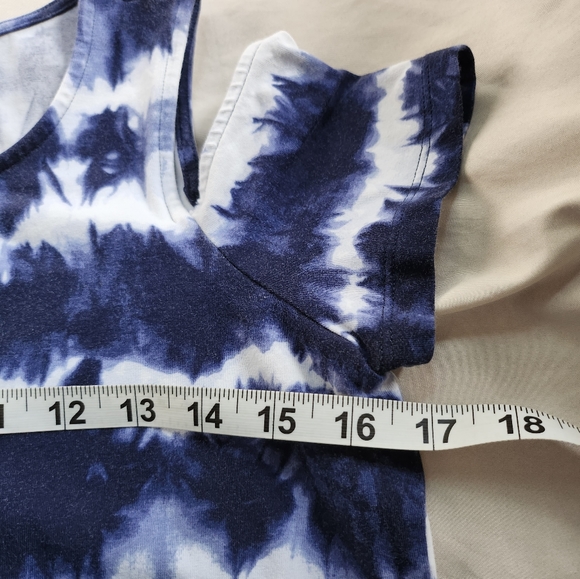 Michael Kors Women's Tie Dye Blue Cold Shoulder Top Size Small D4 - Picture 3 of 4